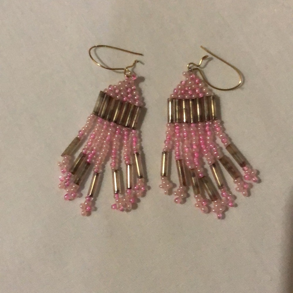 Estate Sale! Vintage Beaded Pink Jewelry w/ 3 Bracelets, 2 Earrings, & Necklace - Picture 8 of 16